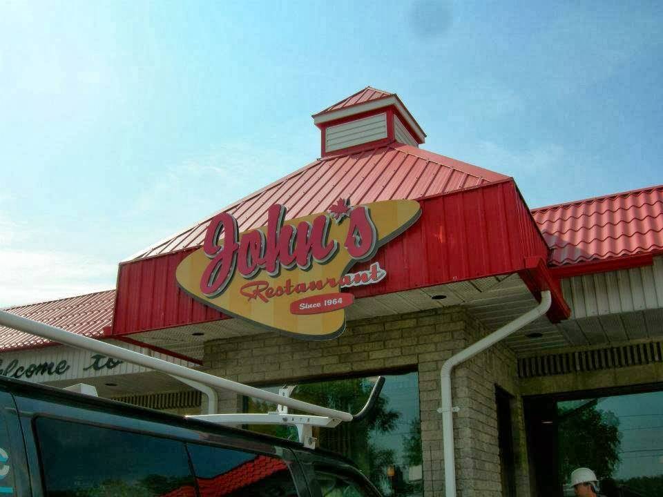 Johns Restaurant | restaurant | 1643 London Line, Sarnia, ON N7W 1A9, Canada | 5195429821 OR +1 519-542-9821