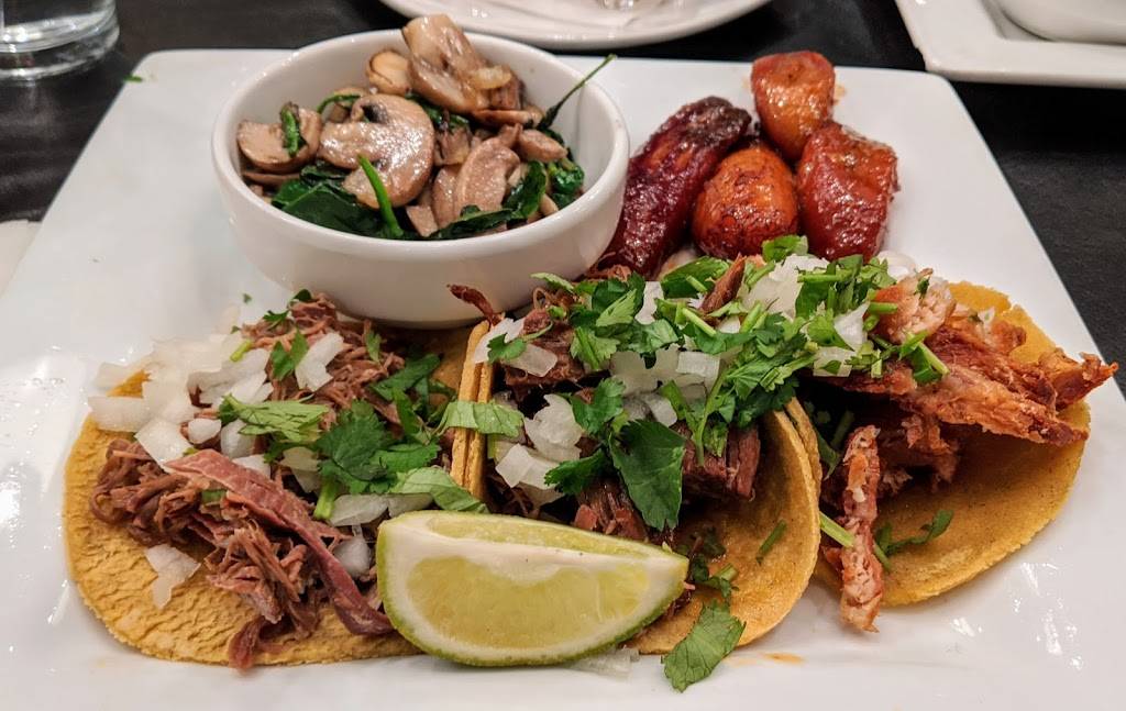 Humpys Great Alaska Alehouse | restaurant | 5000 W International Airport Rd, Anchorage, AK 99502, USA | 9072053318 OR +1 907-205-3318