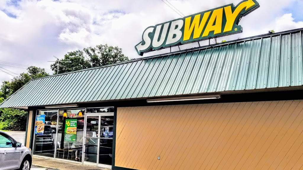 Subway Restaurants | restaurant | 1018 Madison St, Shelbyville, TN 37160, USA | 9316842314 OR +1 931-684-2314