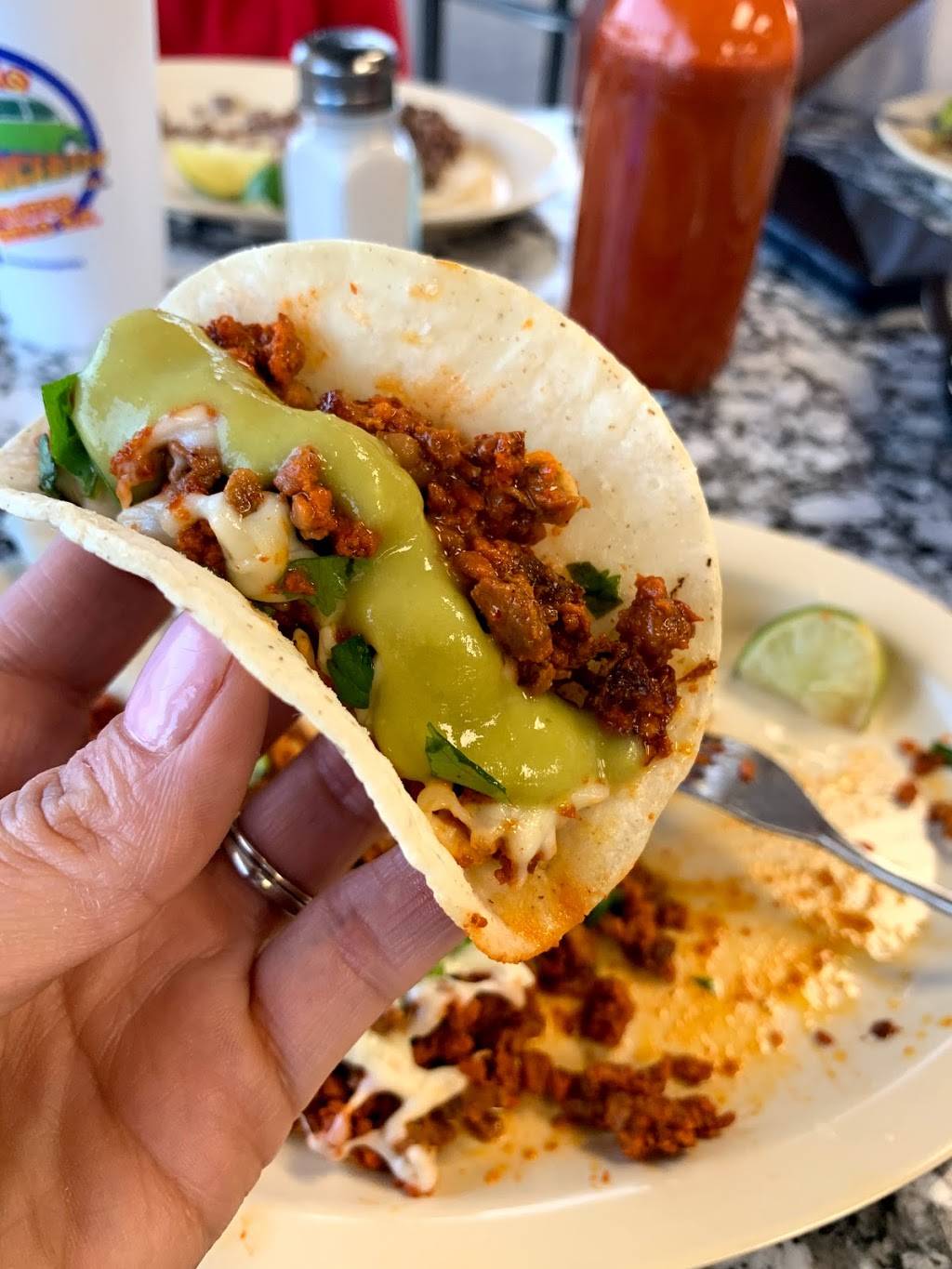 Tortas Insurgentes | restaurant | 201 W Jefferson Blvd, Dallas, TX 75208, USA | 4693177411 OR +1 469-317-7411