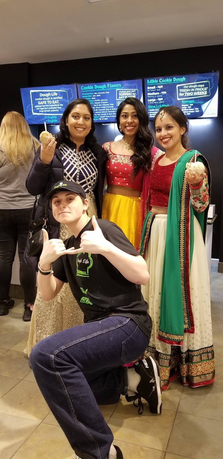 Dough Life | restaurant | 630 Old Country Rd #1088B, Garden City, NY 11530, USA | 5167471260 OR +1 516-747-1260