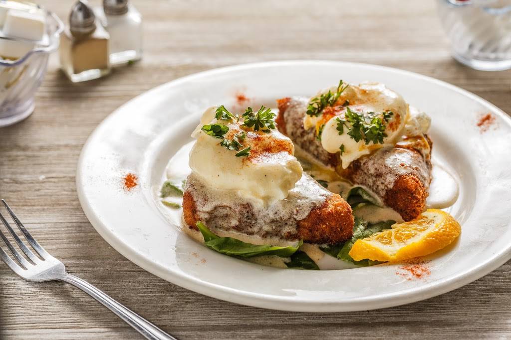 Russells Marina Grill | restaurant | 8555 Pontchartrain Blvd, New Orleans, LA 70124, United States | 5042829980 OR +1 504-282-9980