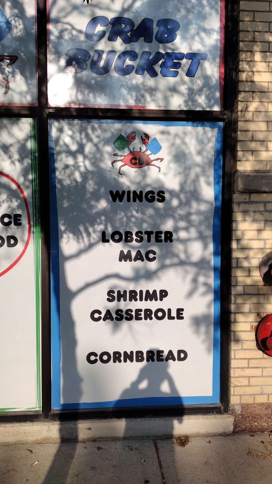 Crab Bucket | restaurant | 2036 S Michigan Ave, Chicago, IL 60616, USA | 3126009183 OR +1 312-600-9183