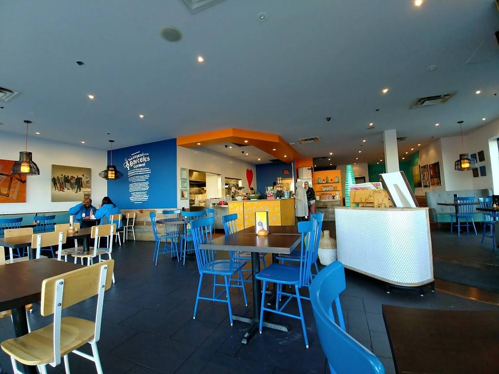 Nandos Eglinton | meal takeaway | 939 Eglinton Ave E, East York, ON M4G 4E8, Canada | 4164259292 OR +1 416-425-9292