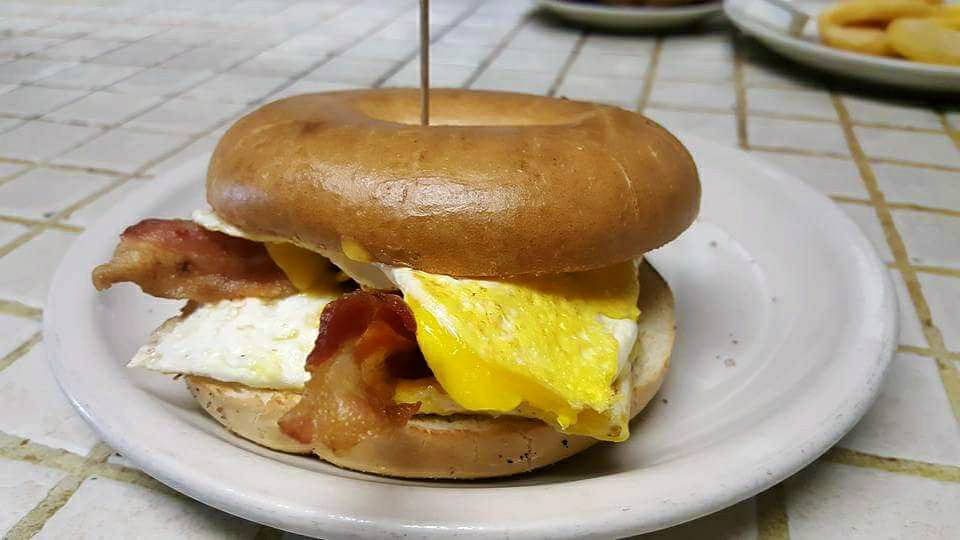 The Country Post | restaurant | 65 Commercial Rd, Huntington, IN 46750, USA | 2603590508 OR +1 260-359-0508