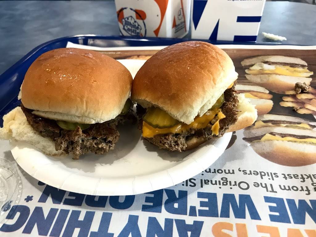 White Castle | restaurant | 18250 S Halsted St, Homewood, IL 60430, USA | 7089572680 OR +1 708-957-2680