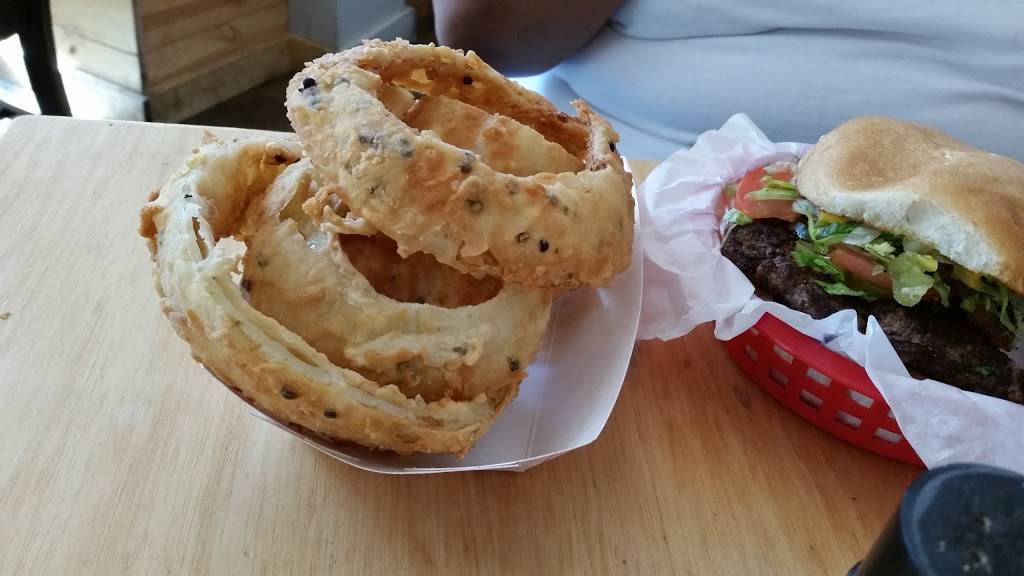 Dutchs Hamburgers | restaurant | 3009 S University Dr, Fort Worth, TX 76109, USA | 8179275522 OR +1 817-927-5522