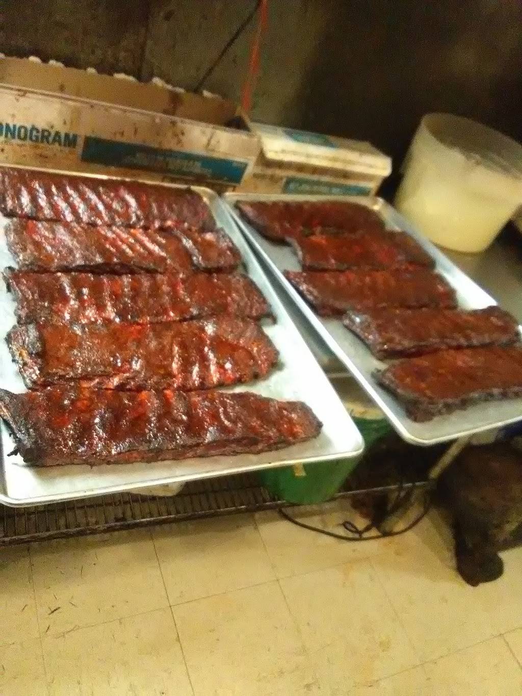 Evans Pit | restaurant | 1100 E Pleasant Run Rd, DeSoto, TX 75115, USA | 9722741972 OR +1 972-274-1972