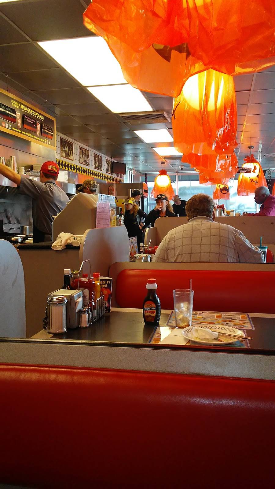 Waffle House | meal takeaway | 9092 Mac Dr, Punta Gorda, FL 33950, USA | 9416378557 OR +1 941-637-8557