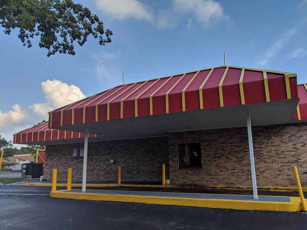 Krispy Krunchy Chicken | restaurant | 4065 Fowler St, Fort Myers, FL 33901, USA | 2396894952 OR +1 239-689-4952