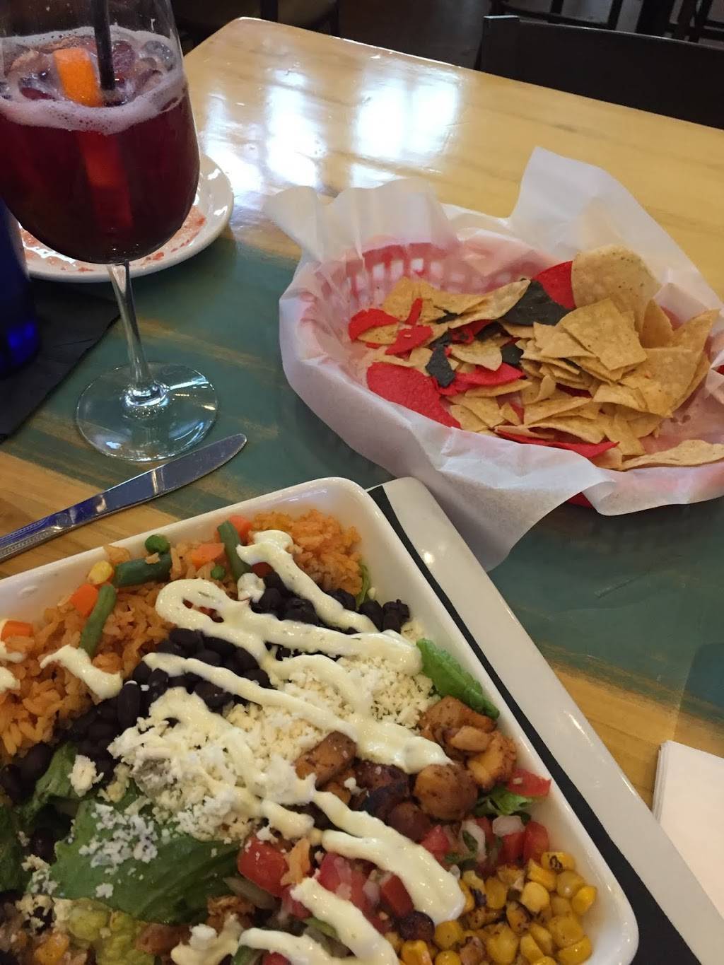 Salt | restaurant | 6751 N Sunset Blvd, Glendale, AZ 85305, USA | 6237727282 OR +1 623-772-7282