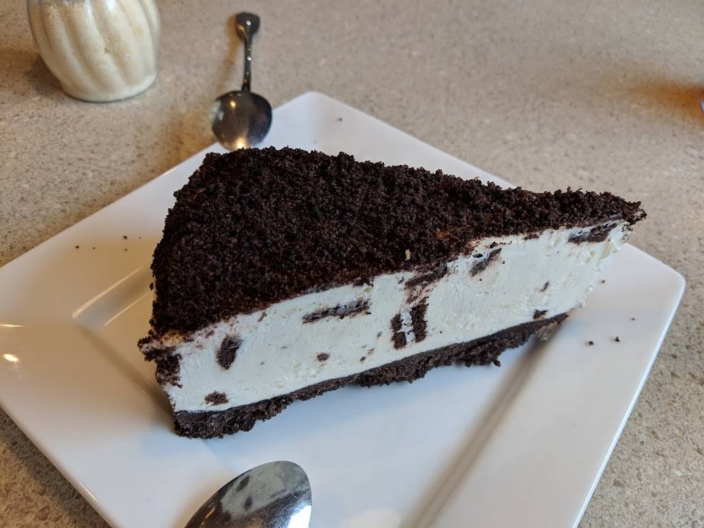 Two Cousins Pizza & Grill | restaurant | 1012 Kingold Blvd, Snow Hill, NC 28580, USA | 2527474777 OR +1 252-747-4777