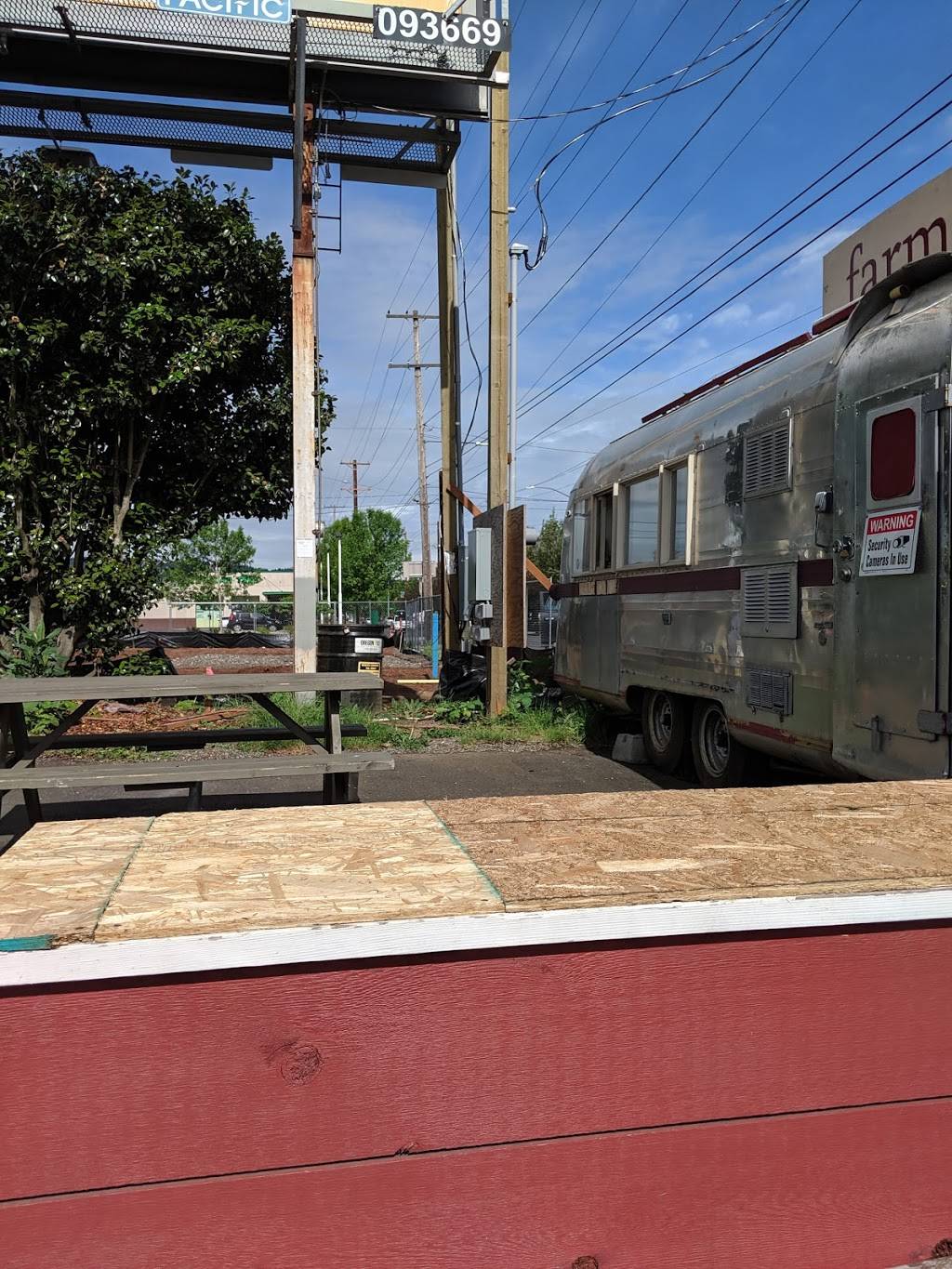 Farmfood | restaurant | 7538 N Lombard St, Portland, OR 97217, USA | 5037891316 OR +1 503-789-1316