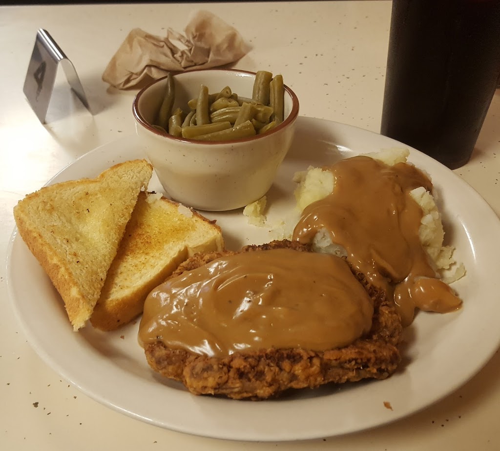 Taylors Freez King | restaurant | 208 E Main St, Gassville, AR 72635, USA | 8704356744 OR +1 870-435-6744