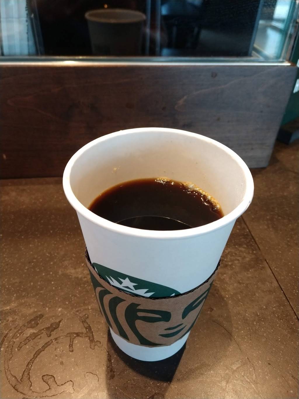 Starbucks | cafe | 1060 W Main St, Gaylord, MI 49735, USA | 2313509161 OR +1 231-350-9161