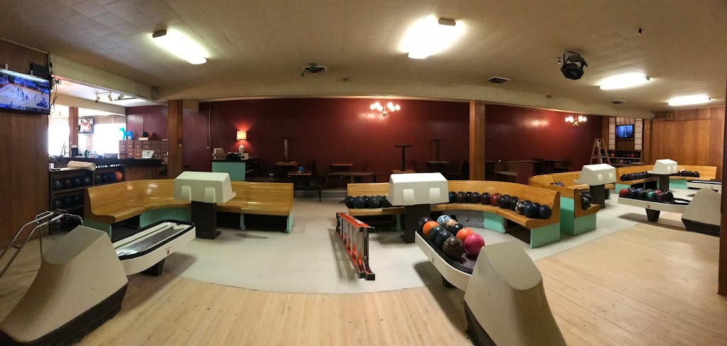 Olde Line Lanes | restaurant | 316 Oregon Coast Hwy, Lincoln City, OR 97367, USA | 5416141650 OR +1 541-614-1650