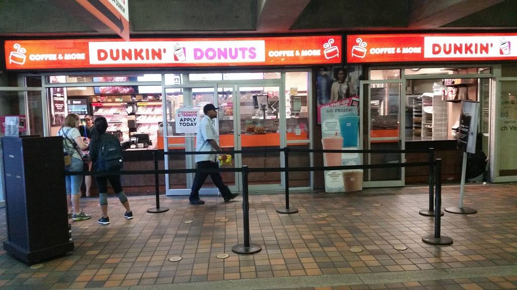 Dunkin | bakery | 5 Cambridgepark Dr, Cambridge, MA 02140, USA | 6174916400 OR +1 617-491-6400