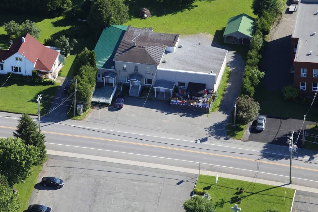 Restaurant Amijo Inc | restaurant | 189 Avenue Centrale N, Stratford, QC G0Y 1P0, Canada | 4184431212 OR +1 418-443-1212