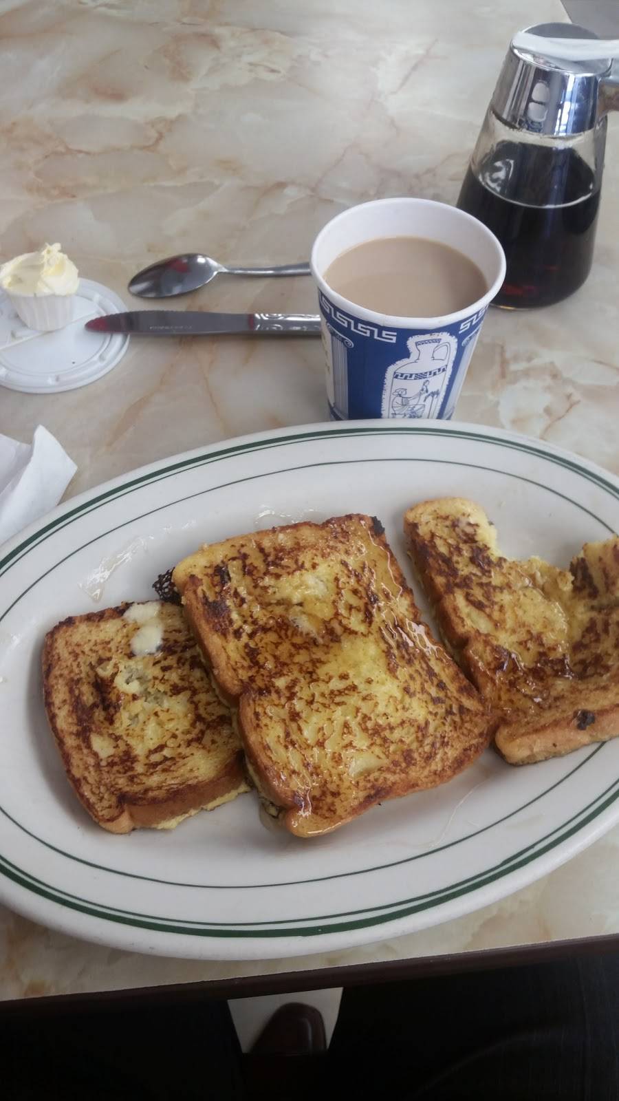 Delight Diner | restaurant | 66-91 Fresh Pond Rd, Ridgewood, NY 11385, USA | 7186284708 OR +1 718-628-4708