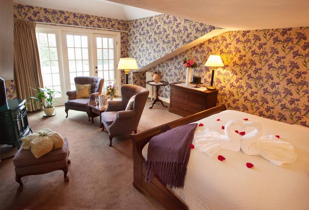 Adair Country Inn and Restaurant | restaurant | 80 Guider Ln, Bethlehem, NH 03574, USA | 6034442600 OR +1 603-444-2600