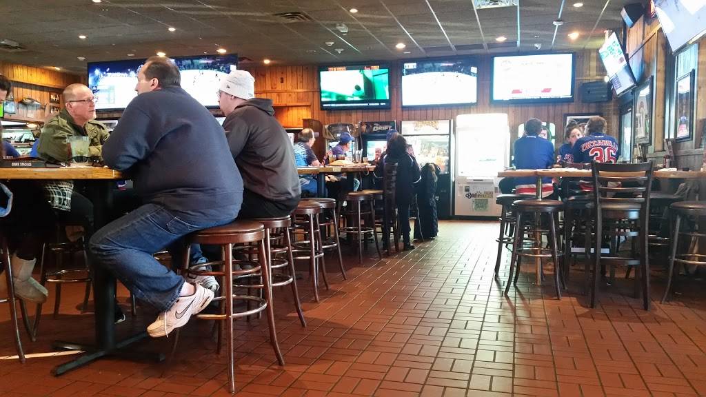 Millers Ale House - Deer Park | restaurant | 1800 The Arches Cir, Deer Park, NY 11729, USA | 6316670228 OR +1 631-667-0228