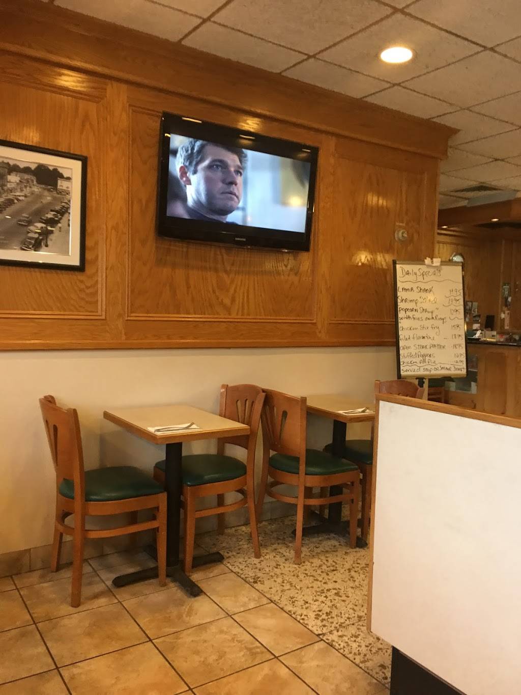 SKF Valley Diner | restaurant | 267 Closter Dock Rd, Closter, NJ 07624, USA | 2017677530 OR +1 201-767-7530