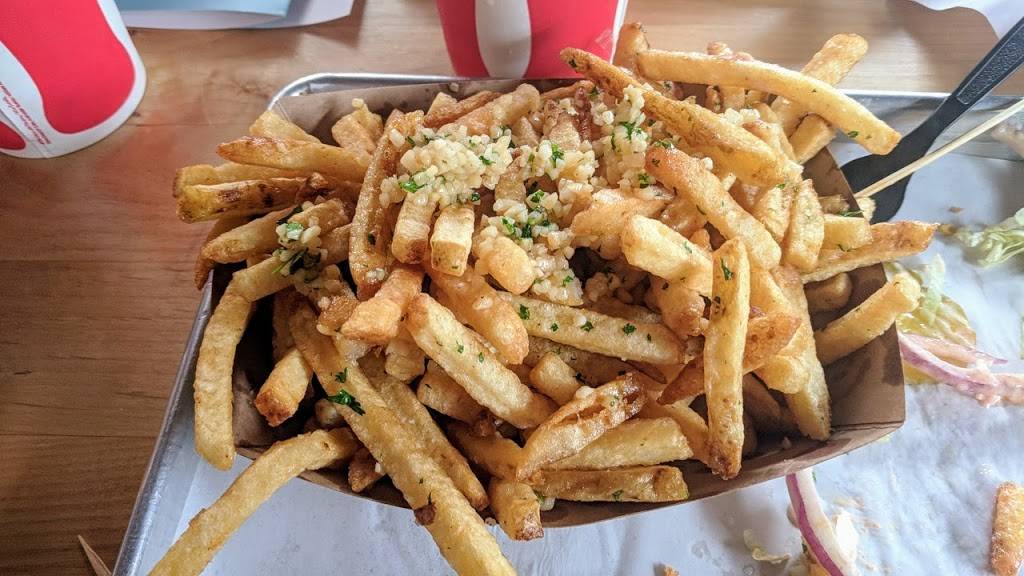 Rounds Premium Burgers | restaurant | 46 N Lake Ave, Pasadena, CA 91101, USA | 6263049810 OR +1 626-304-9810