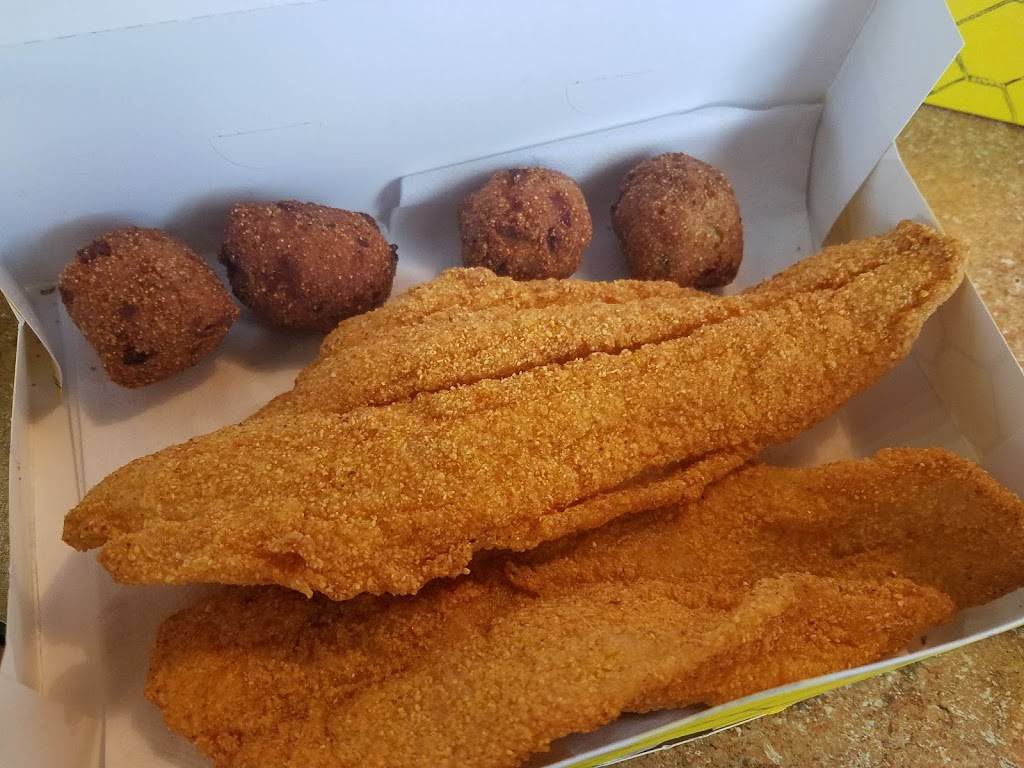 Chicken Express | restaurant | 5540 SE 29th St, Del City, OK 73115, USA | 4052564928 OR +1 405-256-4928