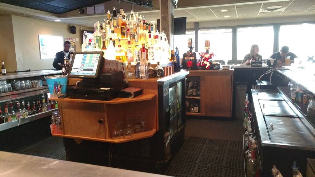 Slim & Chubbys Strongsville | restaurant | 12492 Prospect Rd, Strongsville, OH 44149, USA | 4405727546 OR +1 440-572-7546