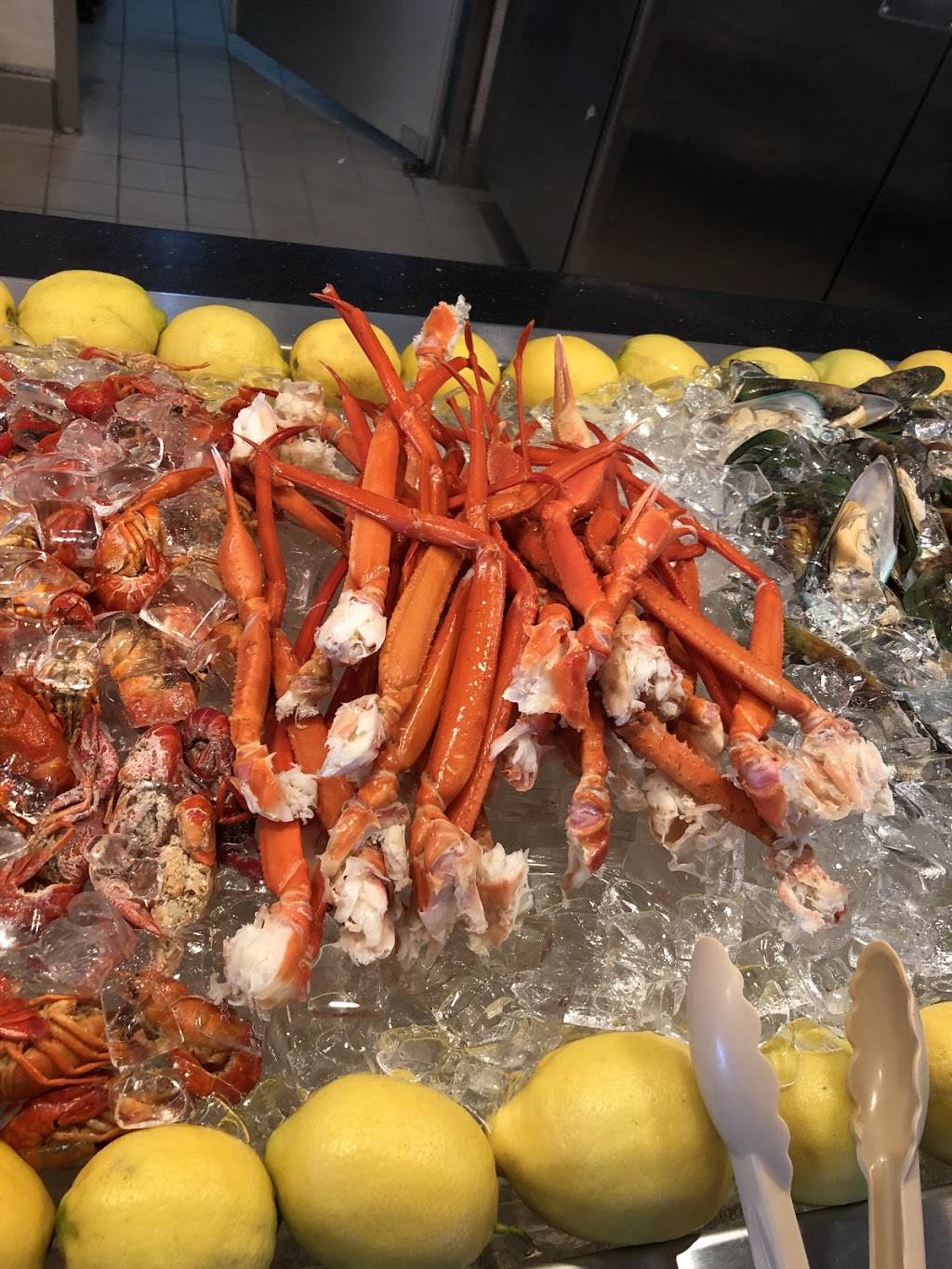 Golden China Buffet | restaurant | 1605 Inyo St, Delano, CA 93215, USA | 6617200888 OR +1 661-720-0888