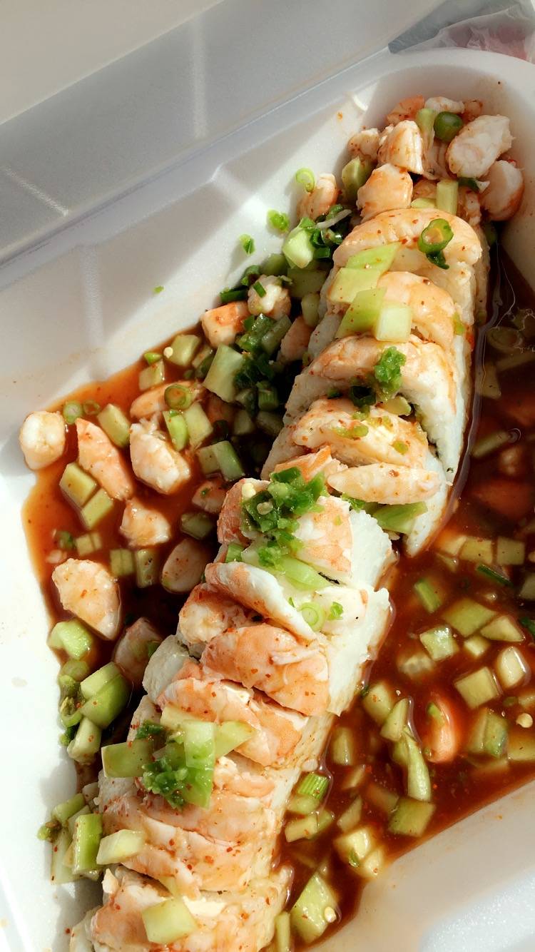 Sushinola roll | restaurant | 5930 W McDowell Rd #103, Phoenix, AZ 85035, USA | 6232719920 OR +1 623-271-9920