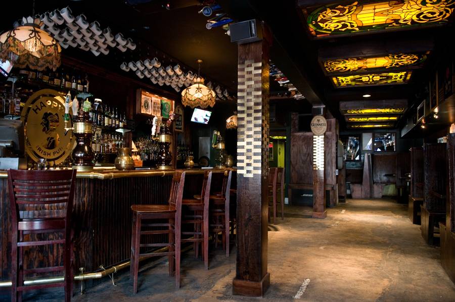 Happys Irish Pub | restaurant | 136 3rd St, Baton Rouge, LA 70801, USA | 2253671325 OR +1 225-367-1325