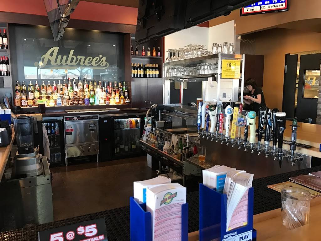 Aubrees Pizzeria & Grill | restaurant | 21775 Pontiac Trail, South Lyon, MI 48178, USA | 2484378000 OR +1 248-437-8000