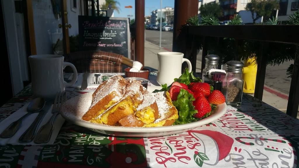 Uncle Stavros Cafe | restaurant | 201 Hermosa Ave, Hermosa Beach, CA 90254, USA | 3103792001 OR +1 310-379-2001