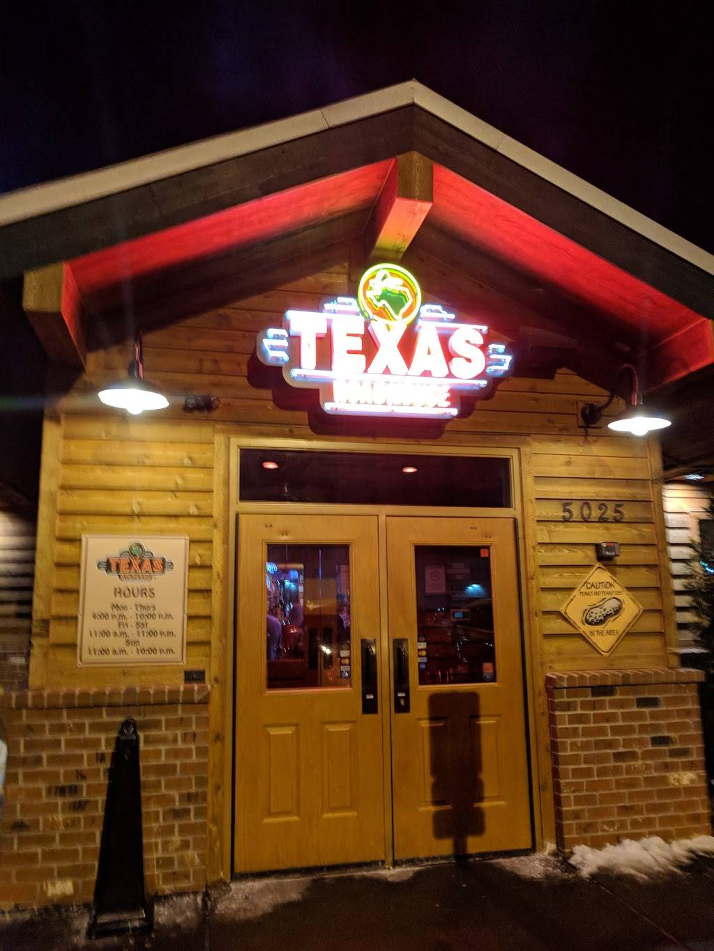 Texas Roadhouse | restaurant | 5025 Dressler Rd NW, Canton, OH 44718, USA | 3304919296 OR +1 330-491-9296