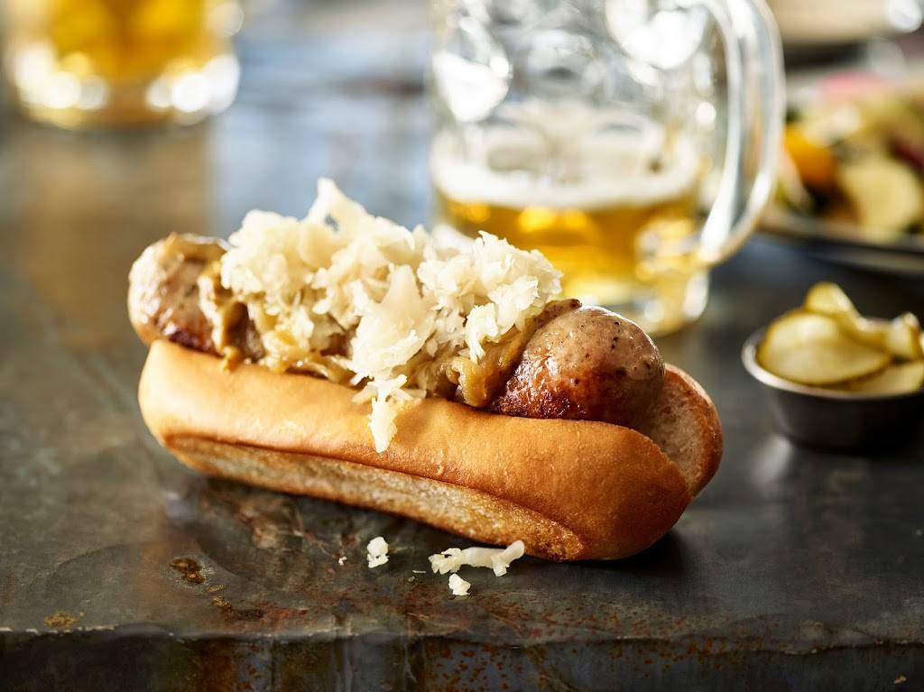 Von Elrods Beer Hall & Kitchen | restaurant | 1004 4th Ave N, Nashville, TN 37219, USA | 6158661620 OR +1 615-866-1620