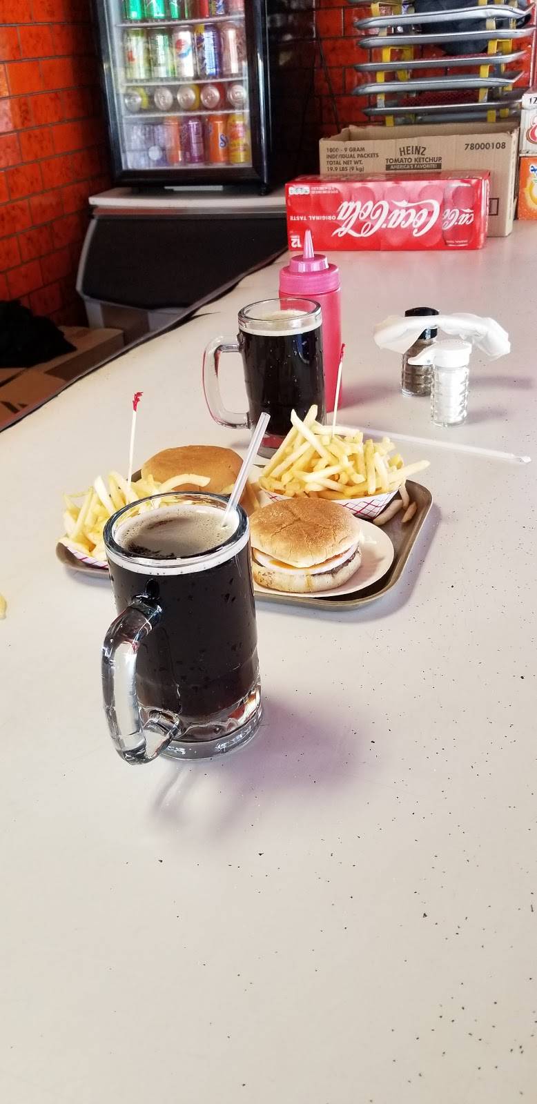 Webers Drive In | restaurant | 6019 Lexington Ave, Pennsauken Township, NJ 08109, USA | 8566626632 OR +1 856-662-6632