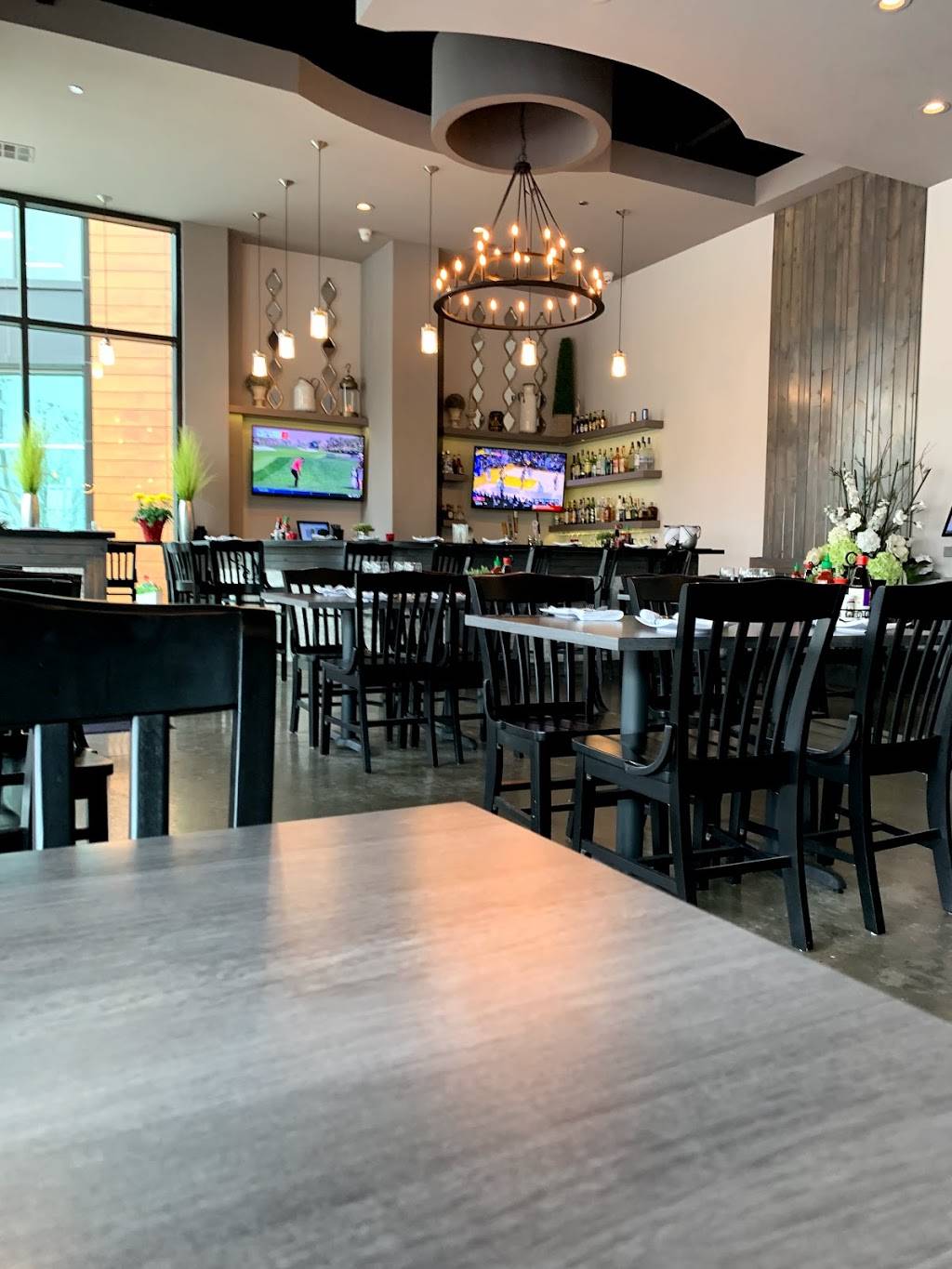 Bibo’s Bistro & Bar | restaurant | 250 Assay Street, Houston, TX 77044, USA | 3467734566 OR +1 346-773-4566