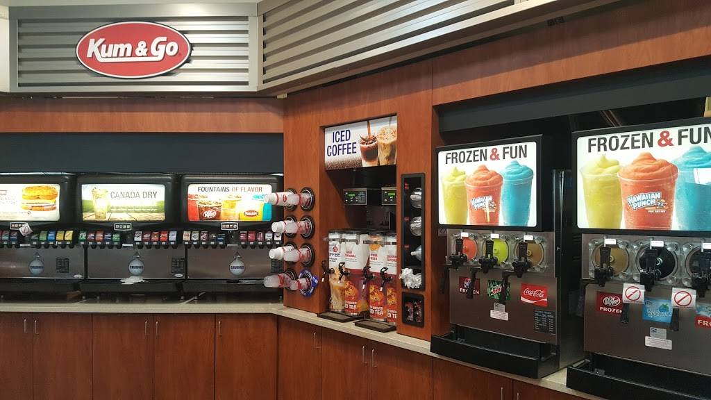 Kum & Go | meal takeaway | 3025 Hancock Expy, Colorado Springs, CO 80916, USA | 7194738296 OR +1 719-473-8296
