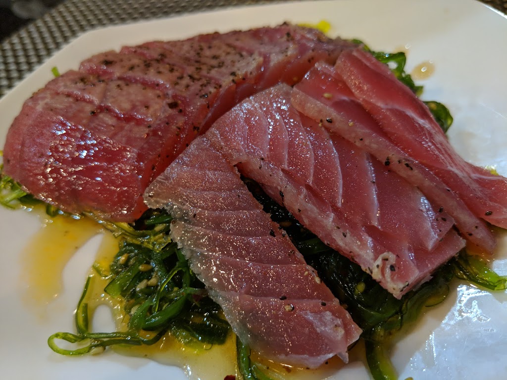 Fujiyama Japanese Steakhouse & Sushi | restaurant | 1001 US-62 BUS, Mountain Home, AR 72653, USA | 8704240105 OR +1 870-424-0105