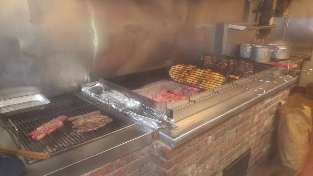 Algarve Barbeque | restaurant | 1040 North Ave, Elizabeth, NJ 07201, USA | 9083520422 OR +1 908-352-0422
