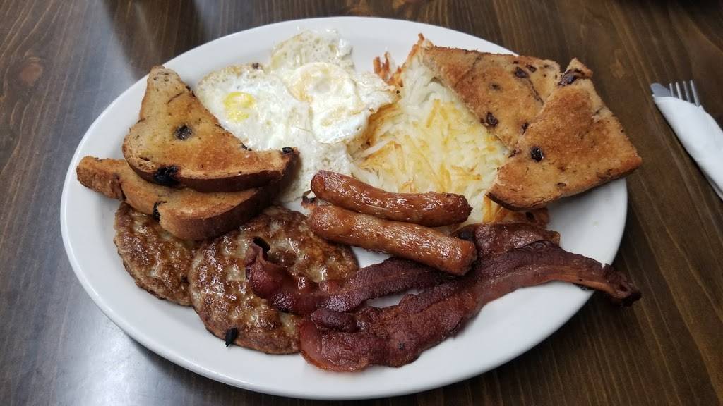 Pattys Cafe | restaurant | 205 S Main St, Le Sueur, MN 56058, USA | 5076656929 OR +1 507-665-6929