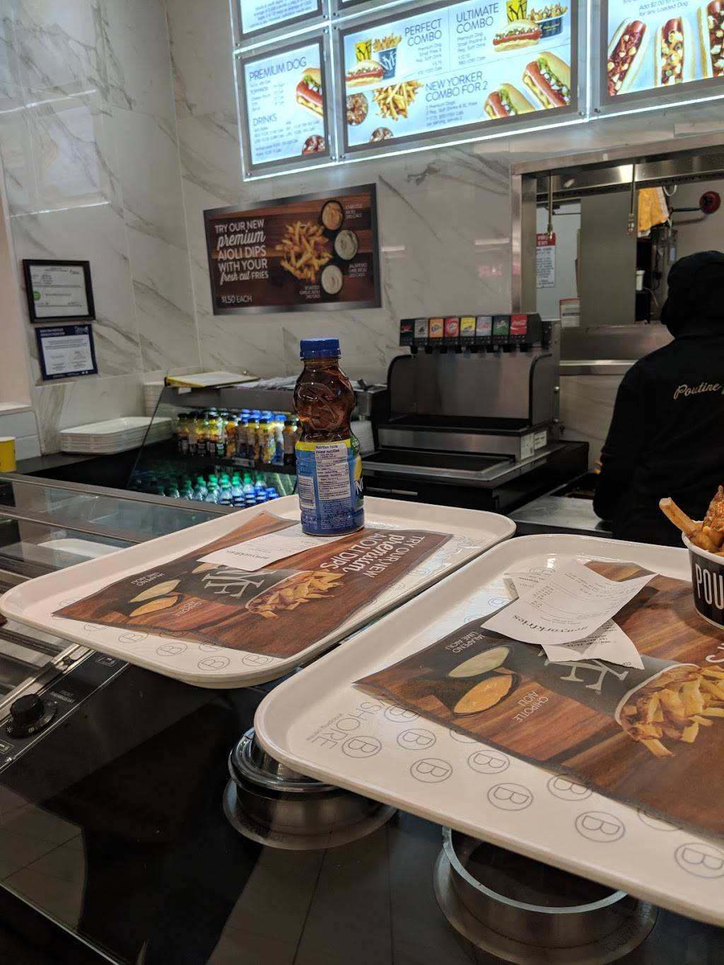 New York Fries - Bayshore Shopping Centre | restaurant | 100 Bayshore Dr, Nepean, ON K2B 8C1, Canada | 6138293843 OR +1 613-829-3843