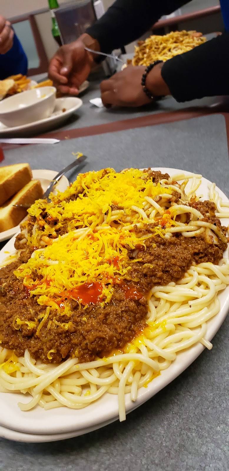 Ideal Hotdog | restaurant | 4330 Heatherdowns Blvd, Toledo, OH 43614, USA | 4193827686 OR +1 419-382-7686