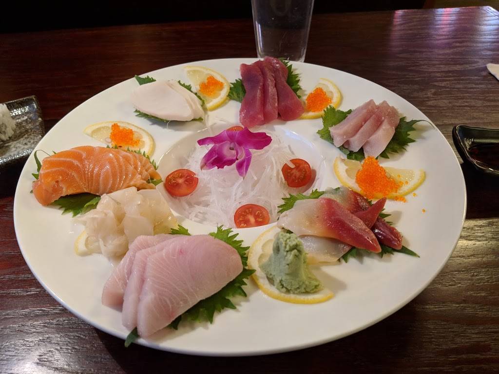 Oma Sushi | restaurant | 330 OFarrell St, San Francisco, CA 94102, USA | 4157570066 OR +1 415-757-0066