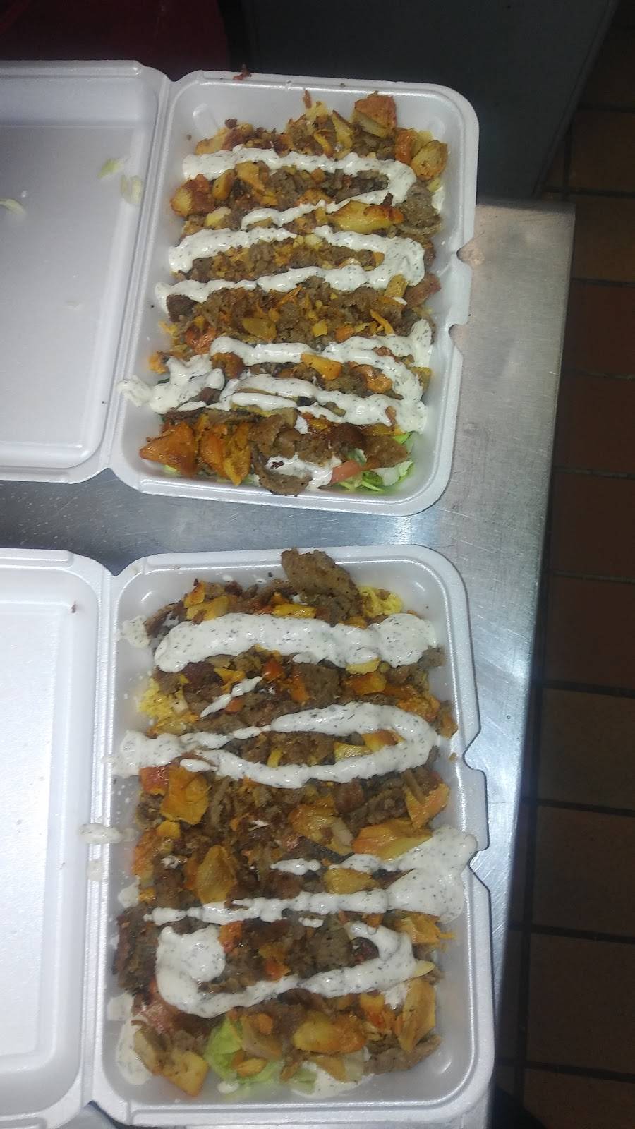 Pizza N Gyro Place | restaurant | 2841 Market St, Youngstown, OH 44507, USA | 3307880800 OR +1 330-788-0800