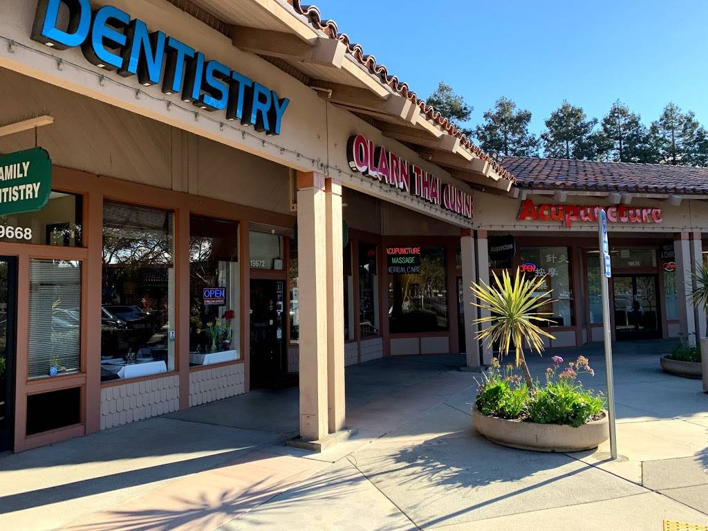 Olarn Thai Cuisine | restaurant | 19672 Stevens Creek Blvd, Cupertino, CA 95014, USA | 4082552170 OR +1 408-255-2170