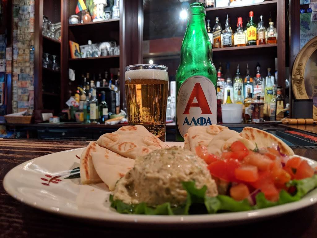 Plaka Taverna | restaurant | 410 E Wilson St, Madison, WI 53703, USA | 6082514455 OR +1 608-251-4455