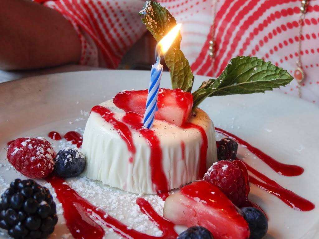 Il Fornaio | restaurant | 24 W Union St, Pasadena, CA 91103, USA | 6266839797 OR +1 626-683-9797