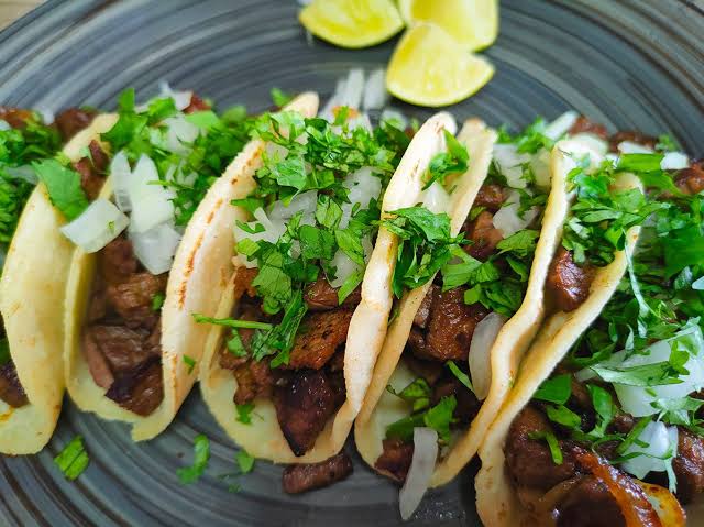 Food Truck El Rincon De Nayarit | restaurant | 800 W Hatch Rd, Modesto, CA 95351, USA | 2095966351 OR +1 209-596-6351